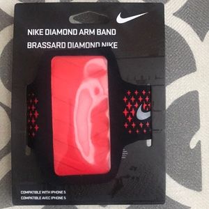 Nike work out band (iPhone 5)